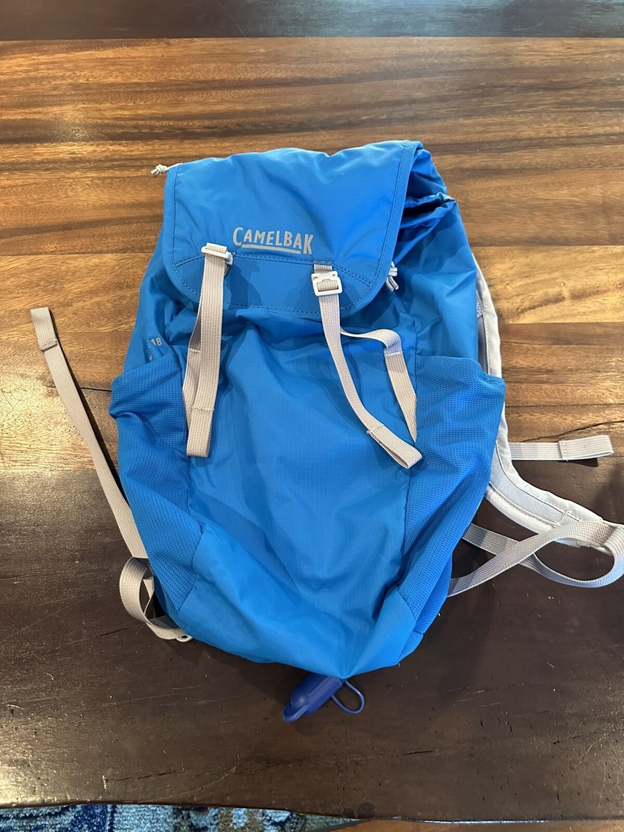 Camelbak Arete 18 Blue Hiking Hydration Backpack Size O/S