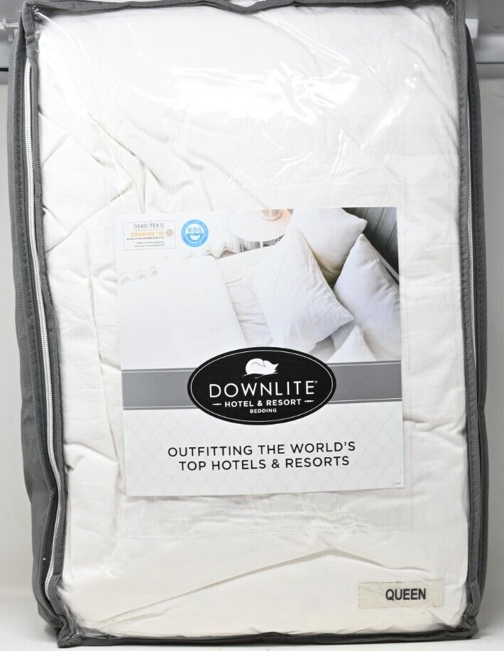 Downlite Hotel & Resort Hungarian White Goose Down Queen Comforter Year