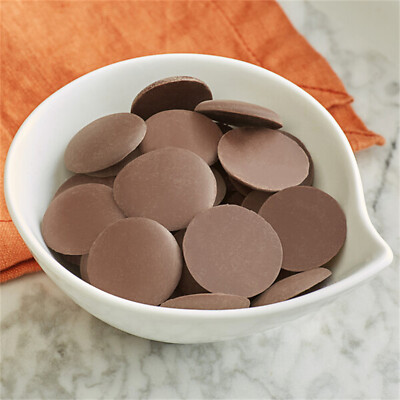 Guittard 25 lb. Soleil d'Or 38% Milk Chocolate Wafers WS-409G3380C25