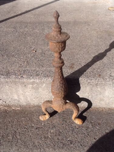 Vintage Antique Cast Iron Fireplace Andiron Fire Dog - Picture 1 of 6