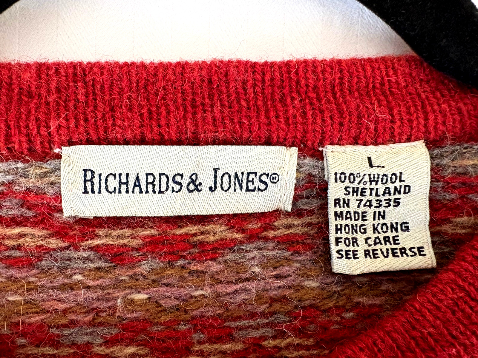 Richards & Jones 100percent Shetland Wool  size L (16-18) Fairisle Cardigan image 4