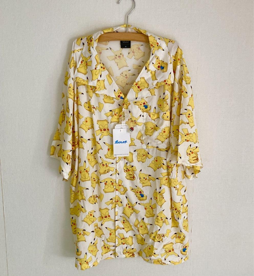 ALTRA Pokemon Pikachu Unisex AllOver Pattern M Short Sleeve Shirt