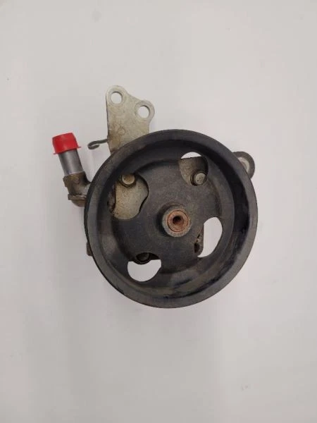 Bomba de dirección asistida Nissan Murano 2009-2014 3,5 L Foto 2 de 4