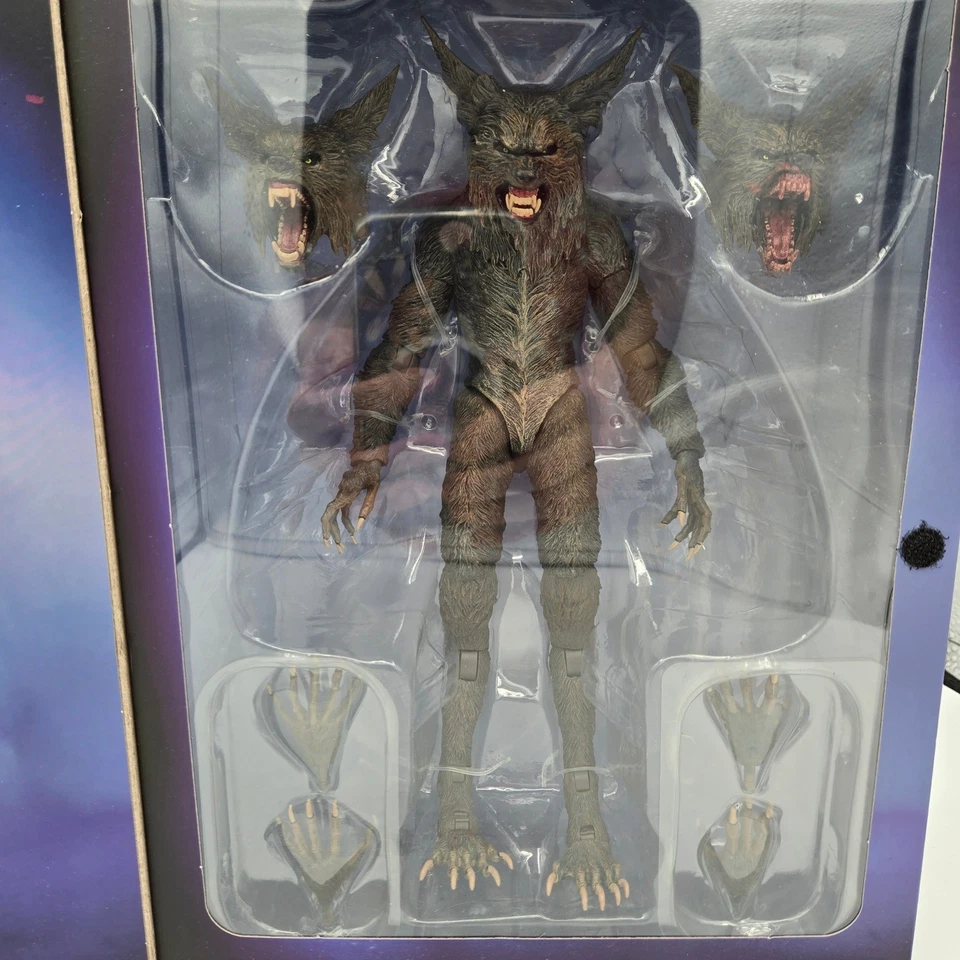 Коллекционная экшн-фигурка оборотня The Howling Ultimate из фильма ужасов NECA - Изображение 4 из 4