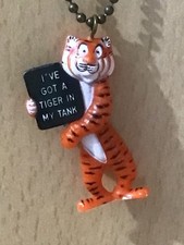 VINTAGE ESSO I'VE GOT A TIGER IN MY TANK KEYRING KEY CHAIN FOB OIL petrol Uk Ex