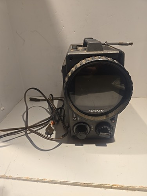 #ad Sony Bamp;W Vintage TV 511 Portable Black Rotating 5.5quot; Screen Television $100.00