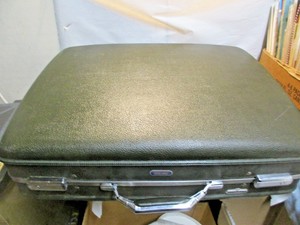 tiara american tourister