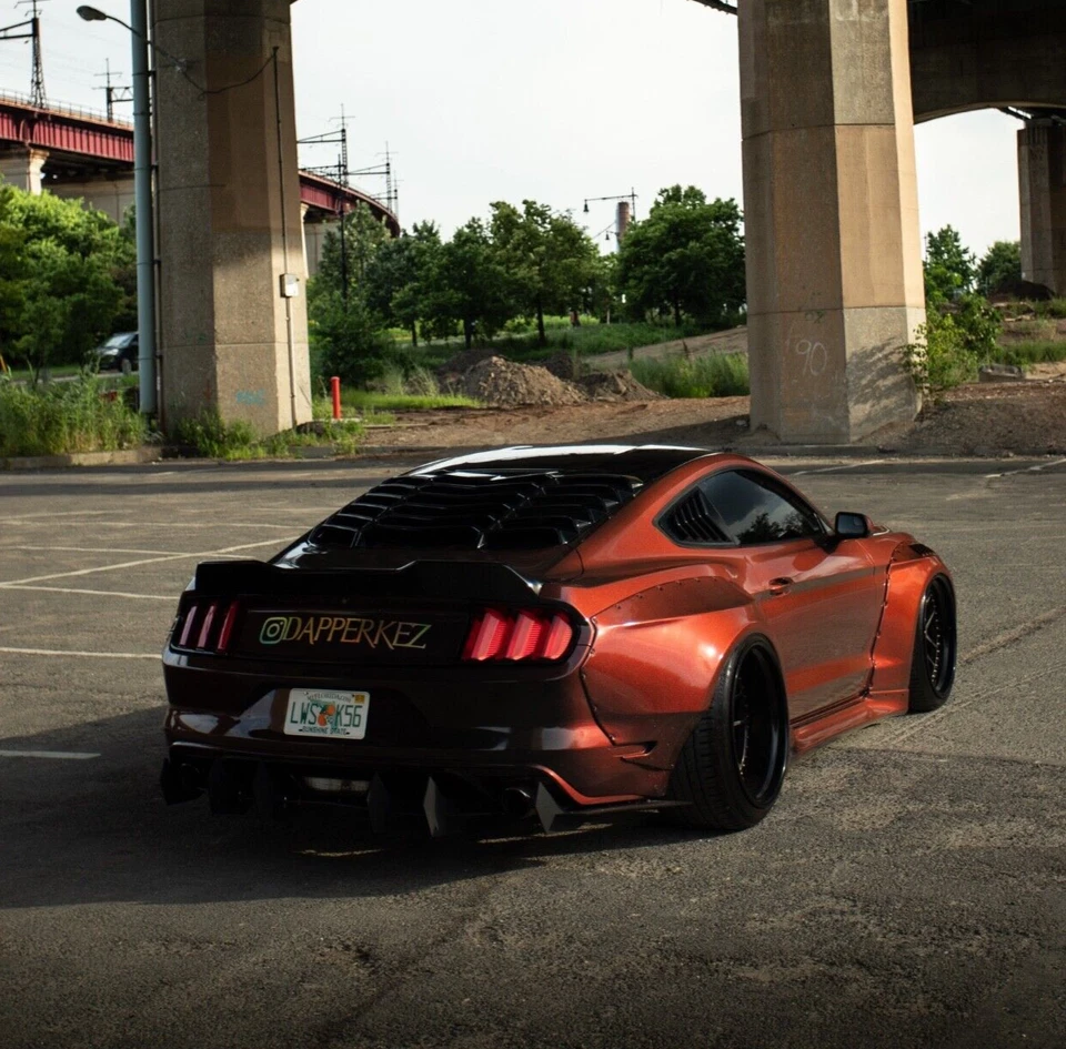 Kit carrocería ancha SHIROKAI Ford Mustang S550 (2015-2017) Foto 2 de 4