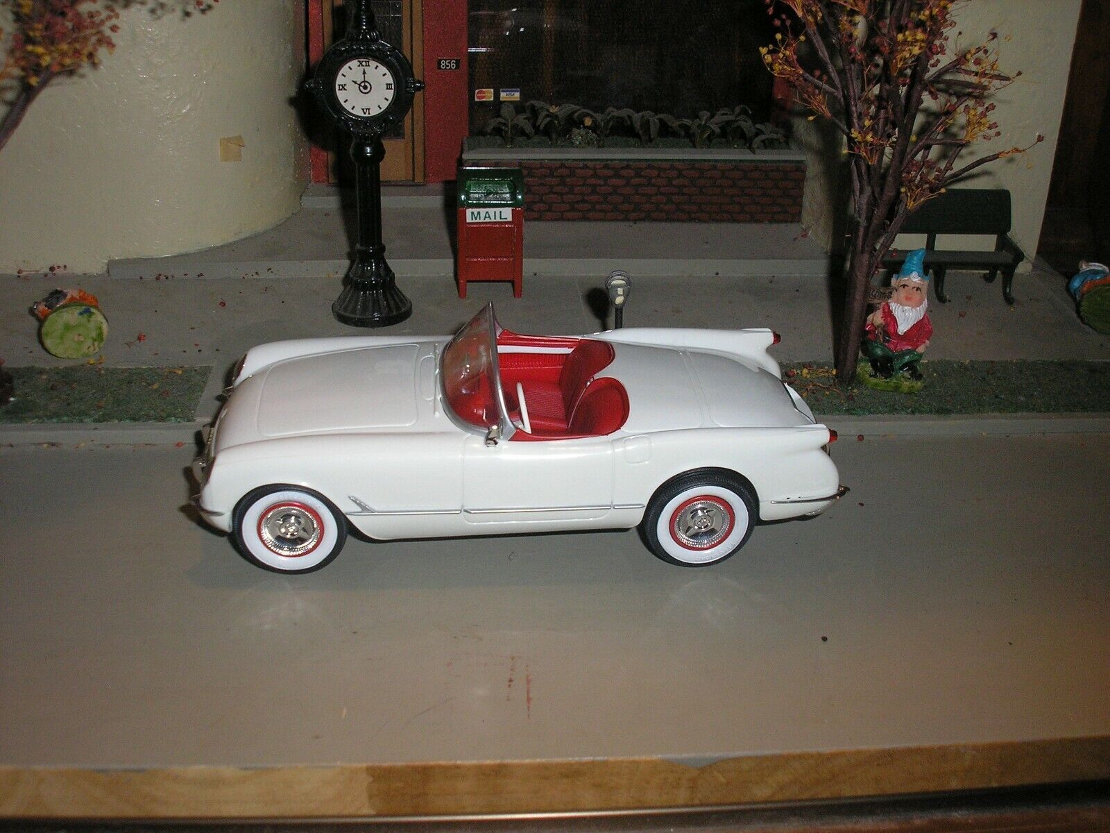 ERTL Promo 1953 Chevy C1 Corvette Convertible Polo White with Red & box Free SH