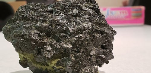 Natural Epidote Specimen 128g - Picture 5 of 12