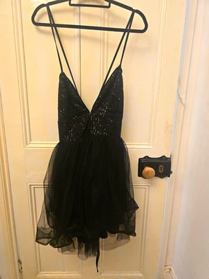 FAERIESTY XL Black Sequin Tulle Strappy Mini Dress V-Neck Party/Cocktail - Image 1 of 4