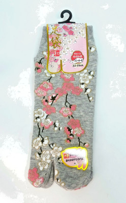 Nagomi Japanese Sakura Cherry Blossom Tabi Socks, 22-25cm US W Sz 6-8.5 IM-06372