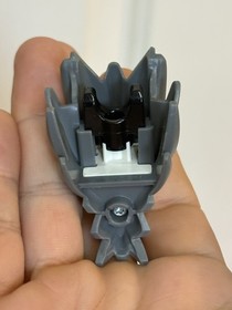1X Lego Bionicle Figure Head Wolf Gray Chima CHI Worriz 70204 6032850 13820PB01