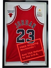 1997-98 Michael Jordan PMG Emerald Bidding Ends at $91,300 5