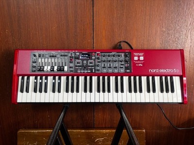 Nord Electro 5D 61鍵 レッド キャリングケース付き Nord Electro 5D 61鍵 レッド キャリングケース付き Nord Electro 5D