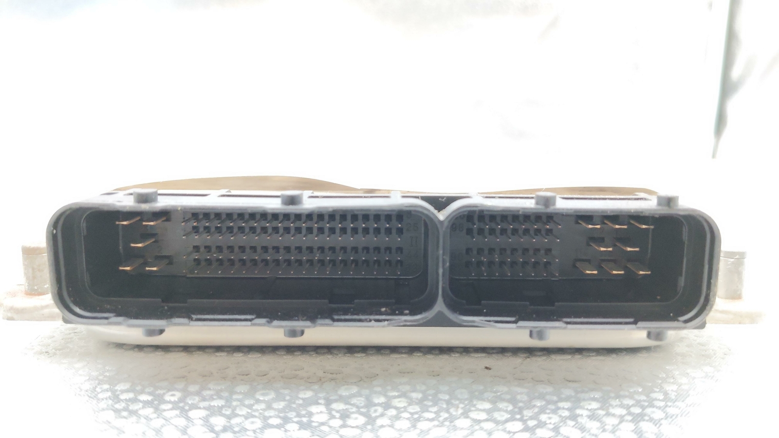 2006 MASERATI QUATTROPORTE 4.2 ENGINE COMPUTER CONTROL MODULE ECU ECM 0261208592