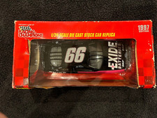 Racing Champions 1:24 Die Cast in Box - NASCAR 1997 Jeff Burton 99 Exide Batt