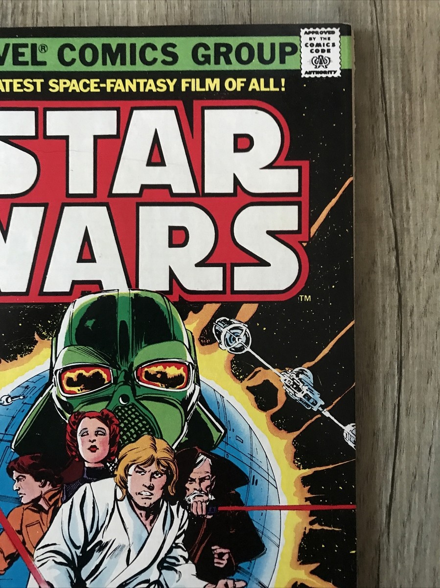 洋書 Star Wars No.1 (1977) Marvel Comics STAR WARS #1 (1977, Marvel Comics, 1st printing) CGC 9.8