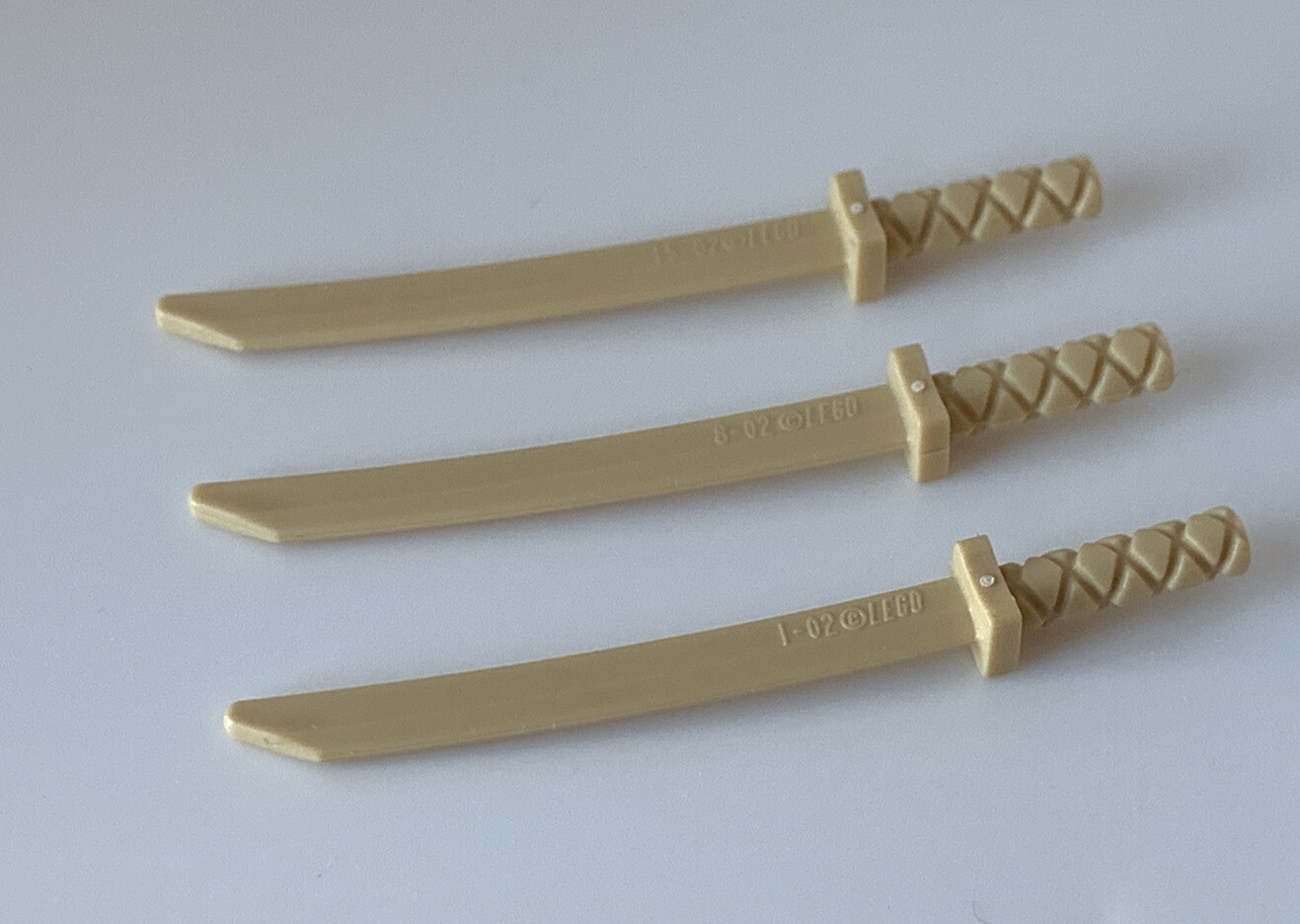 3 x LEGO Ninja Sword / Katana w/ Square Guard - Tan - Part 30173b - New ...