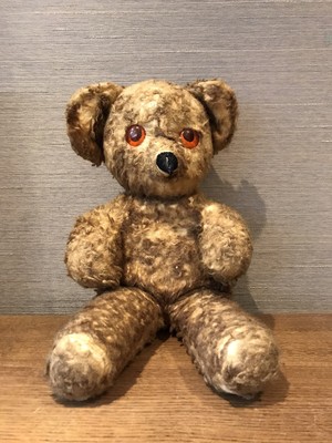 very old teddy bears