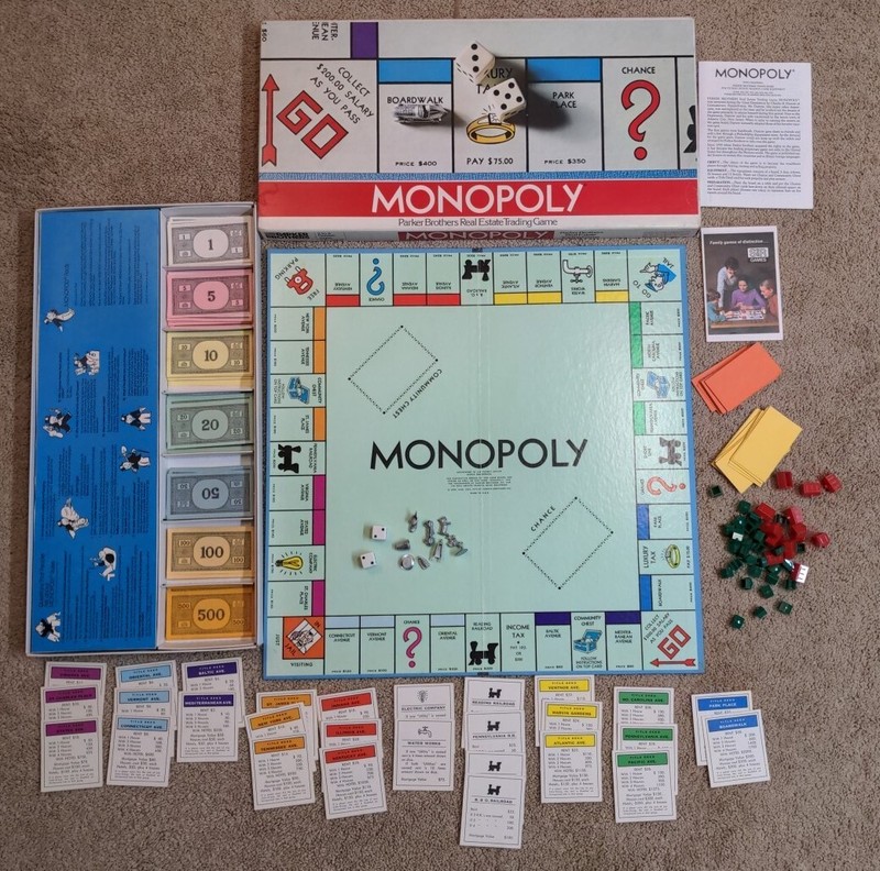 Vintage 1978 Monopoly Parker Bros Real Estate Trading Board Game complete EUC