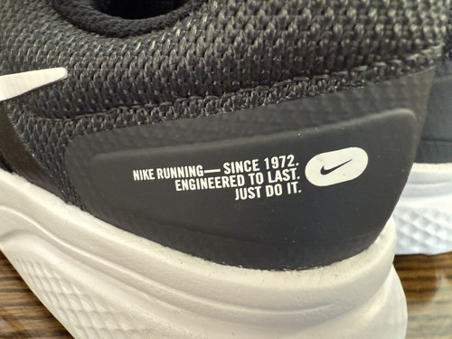 Nike Run Swift v2.0 Women's 6 Athletic Running Sneakers Black White New No Box - Picture 4 of 9