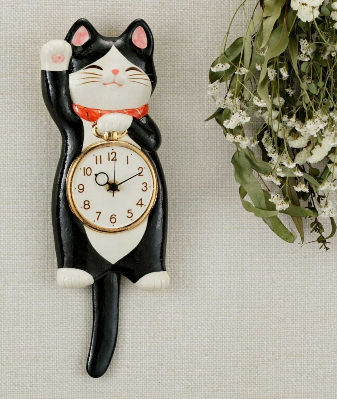 Japan Lucky Cat Manekineko Pendulum Wall Clock Hachi Black&White Seto ware Gift
