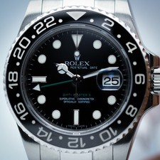 Rolex GMT-Master II - 116710LN - Black Bezel + Oyster Bracelet - Complete Set