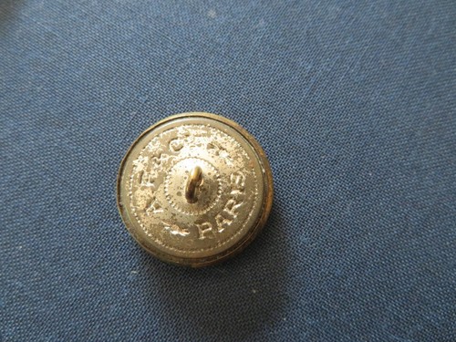 ancien bouton à décor de cerf français TBE 2.5 cm - Picture 2 of 2