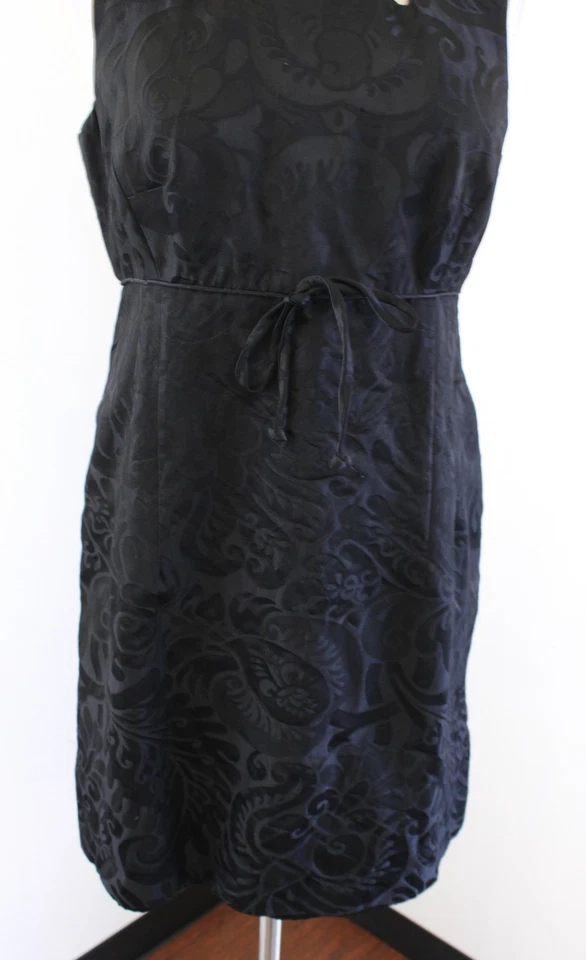 Vestido Milly of New York Negro Paisley Repujado Escote Recortado Talla 6 Cóctel Foto 4 de 4