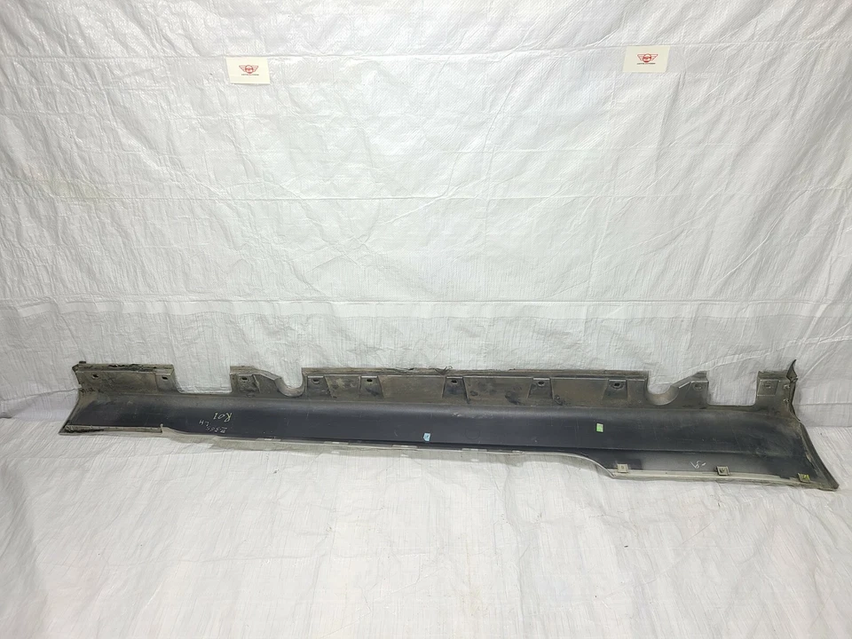 2004 2005 BMW 645Ci 650i Left Rocker Panel Side Skirt GOLD 51777008855 - Imagem 3 de 4