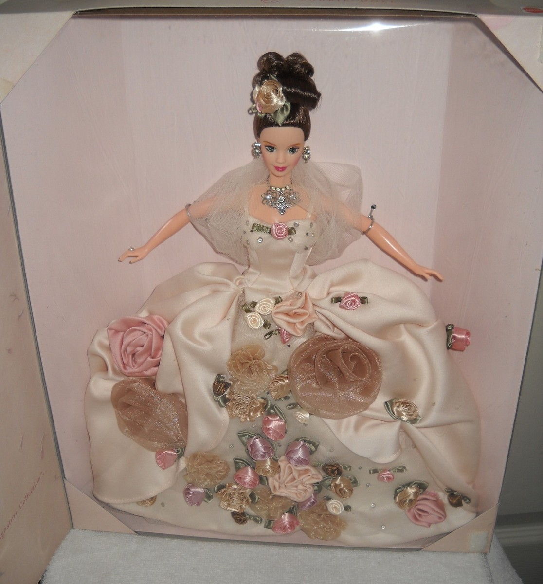 9848 NRFB Mattel FAO Schwarz Toy Store Antique Rose Barbie Doll