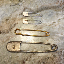 Lot of 4- Size 8 Safety Pins Assorted Large  Small, Includes Large Kilt Pin