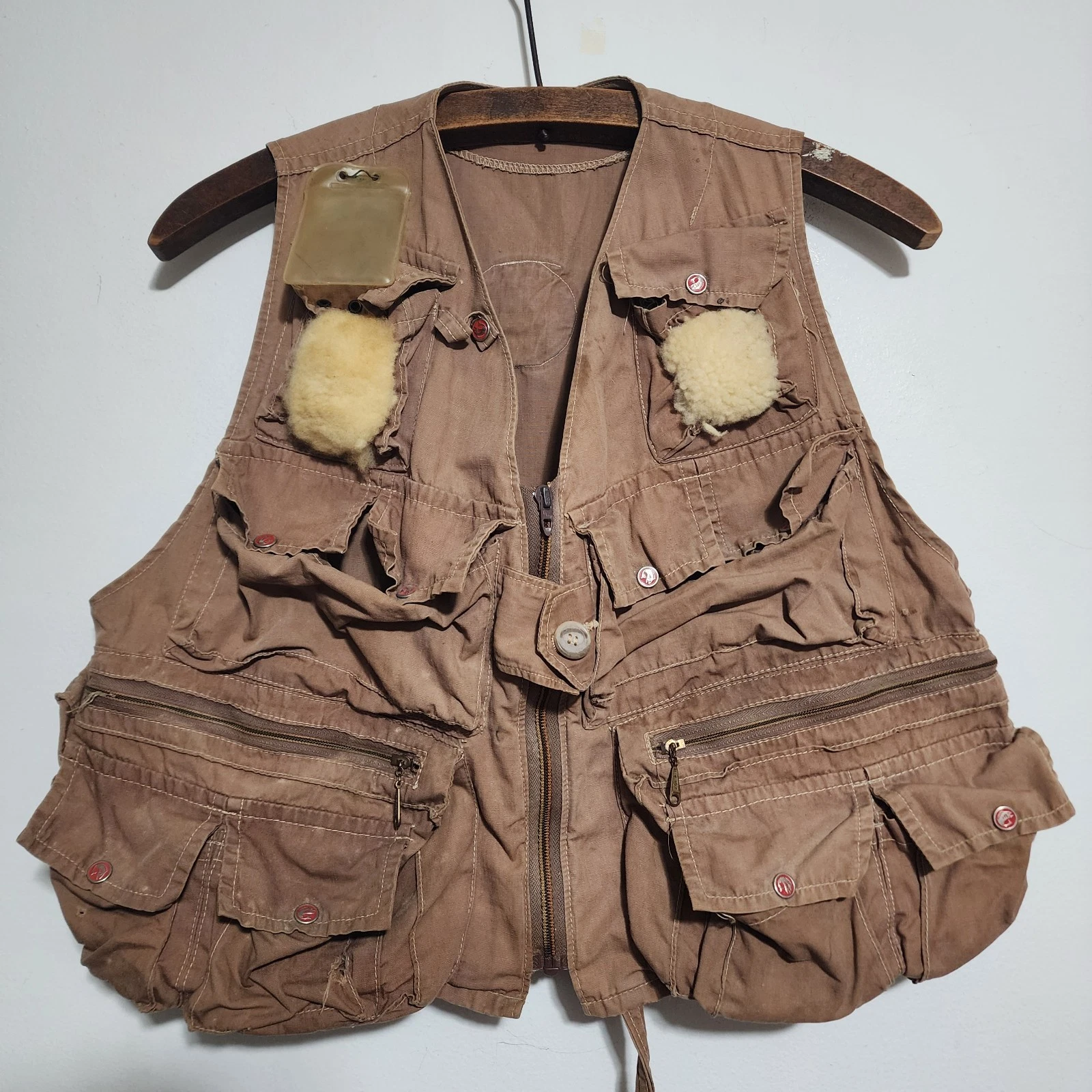 Vintage 1960s-70s Ideal Fly Fishing Vest Fenwick Patch Gorpcore Utility
Opens in a new window or tab