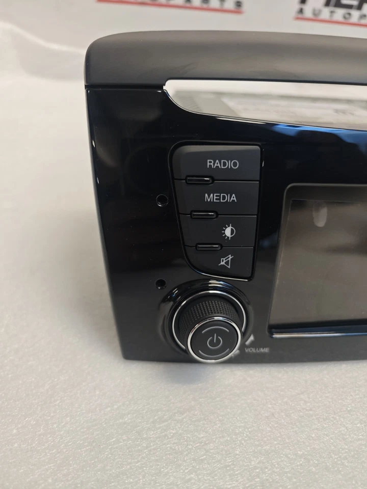 Radio Display Touch Screen 5 Pollici Originale Lancia Ypsilon 7357104860 Nuova - Immagine 2 di 4