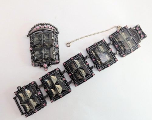 Vtg Sarah Coventry Smoky Gray Pink Rhinestone Midnight Magic Bracelet Pendant