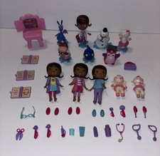 Doc McStuffins Dolls, Animals  Medical Accessories Lot Of 39 Pieces