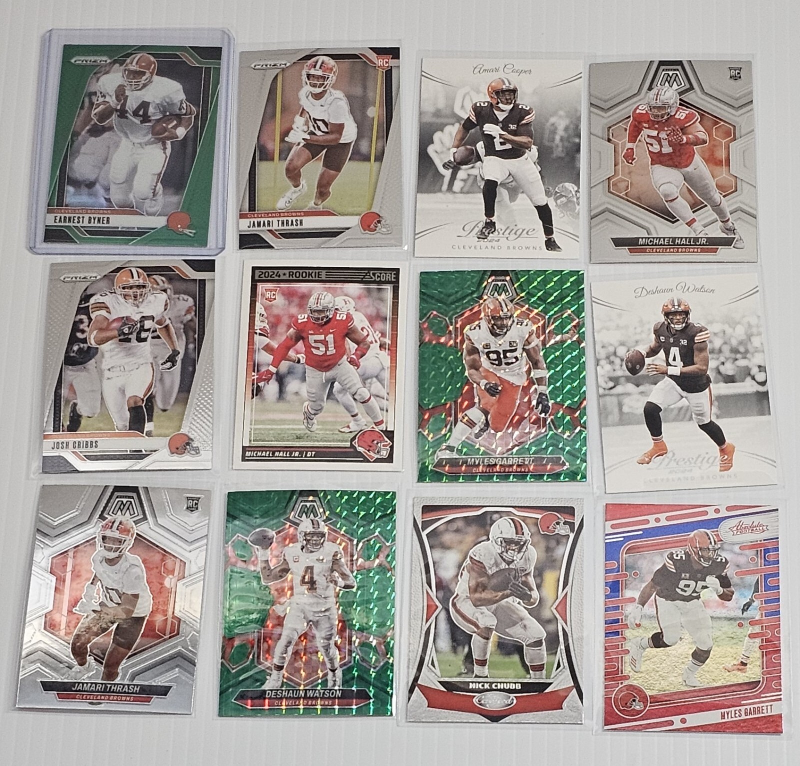 Cleveland Browns Lot #5 - 12 Cards & Base. Rookies Parallel Inserts