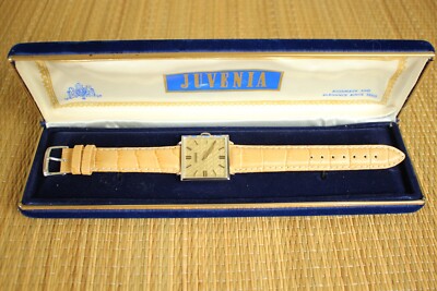#1 VINTAGE JUVENIA GOLD GUILLOCHE DATE DIAL LT. TAN CROCO BAND AUTO WATCH + BOX