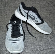 Nike Kid's Free RN Gray/Black 833989-100 Sneaker Athletic Shoes Sz 5.5Y