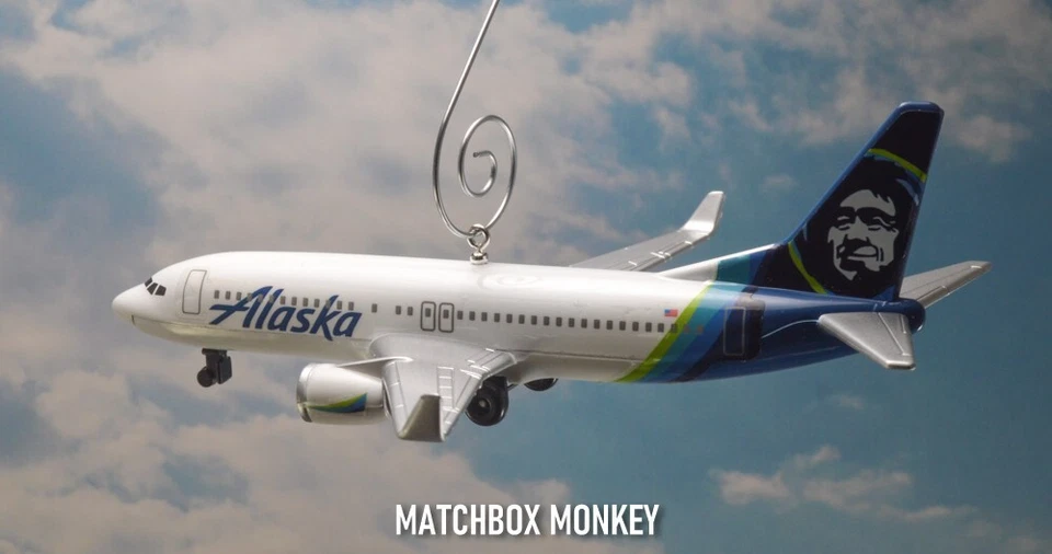Alaska Airlines Boeing 737 Avión Jet Personalizado Adorno de Navidad Adorno Avión Foto 4 de 4
