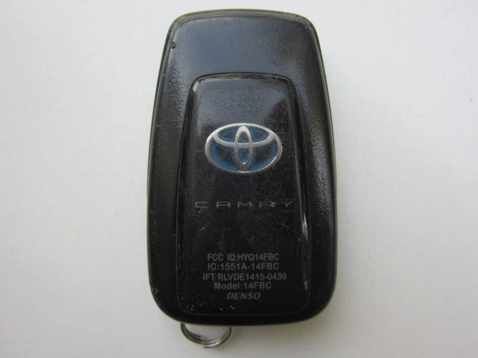 OEM 2018-2021 TOYOTA CAMRY HYBRID SMART KEY KEYLESS REMOTE FOB HYQ14FBC UNLOCKED - Image 2 of 4