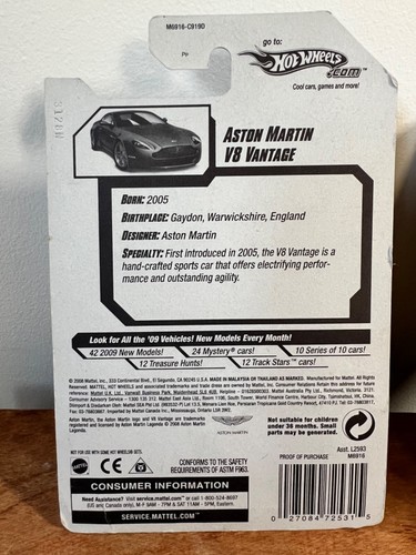 2008 Hot Wheels #50 All Star 10/36 ASTON MARTIN V8 VANTAGE Blue and Black - Picture 6 of 7