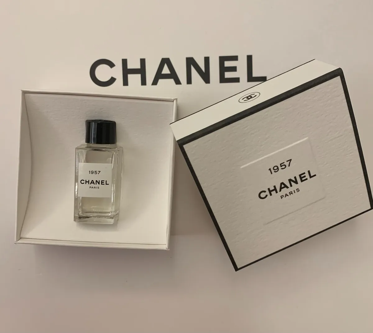 chanel floral perfume