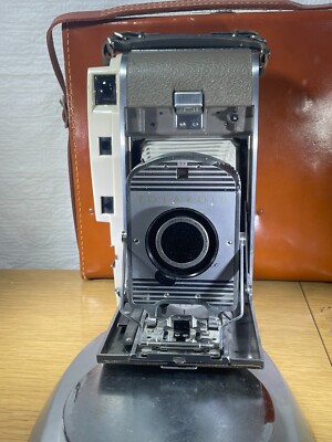 Vintage 1950s Polaroid Land Camera Model 800 with case and