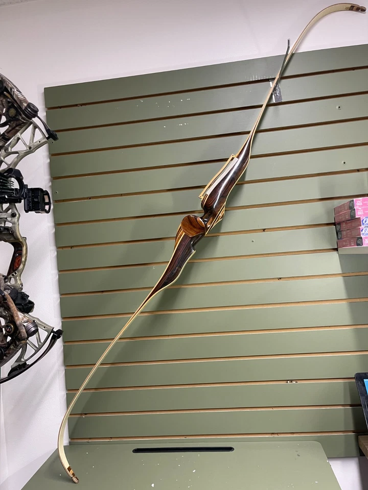 Damon Howatt Catalina, arco recurvo, 37#, 66". Foto 2 de 4