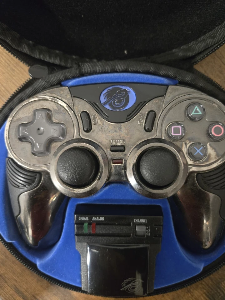 Controlador Pelican Chameleon Inalámbrico PS2 Negro (07X-CHAM1) con Receptor Foto 3 de 4