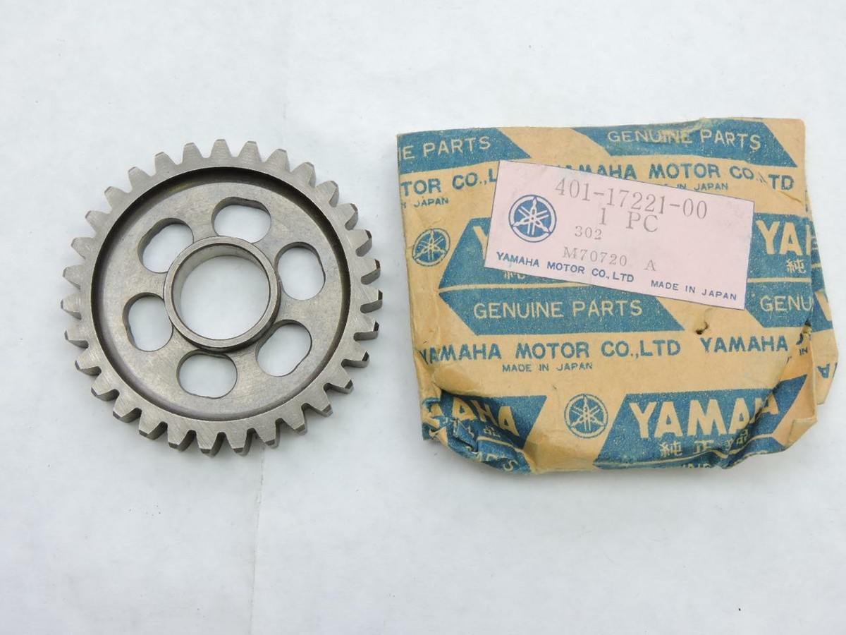 401-17221-00 NOS Yamaha Gear 2nd Wheel 31T YZ125 S26x | eBay