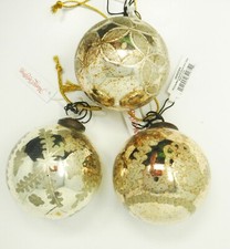 Creative Co-Op XM6509A 3" Rnd Etched Mercury Glass Ball Ornament Set of 3