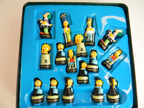 The Simpsons Chess Set In a Collectors Tin Box (the Box Doubles As Board) - Picture 2 of 7